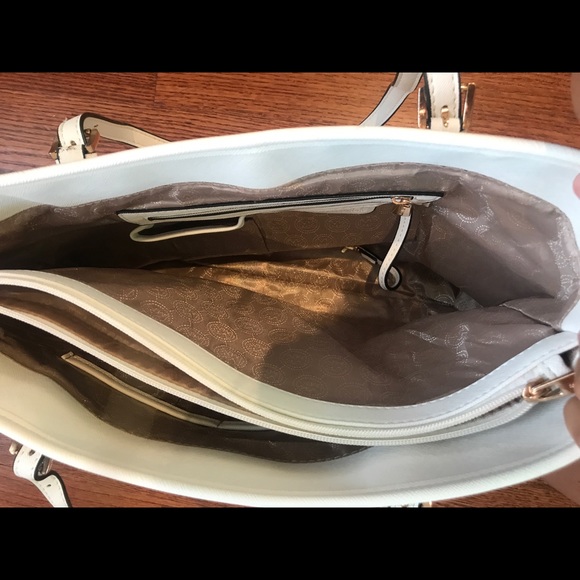 Michael Kors bag - Picture 4 of 4